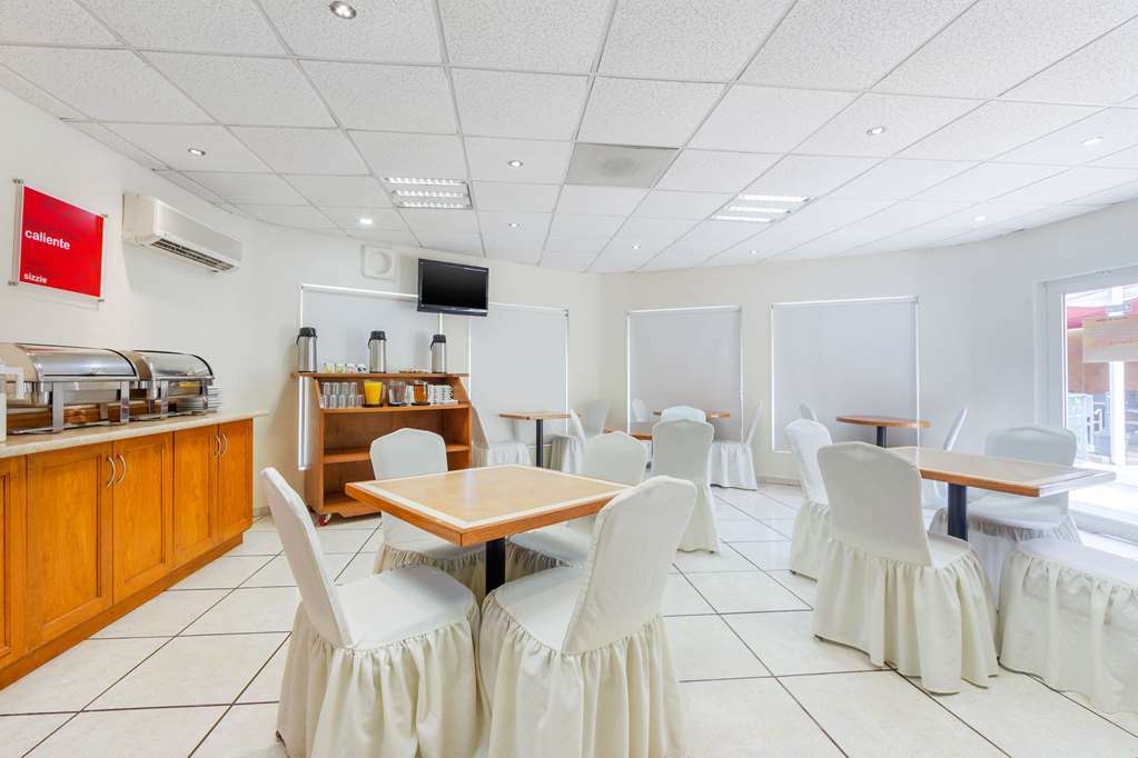 Comfort Inn Monclova Restaurant photo